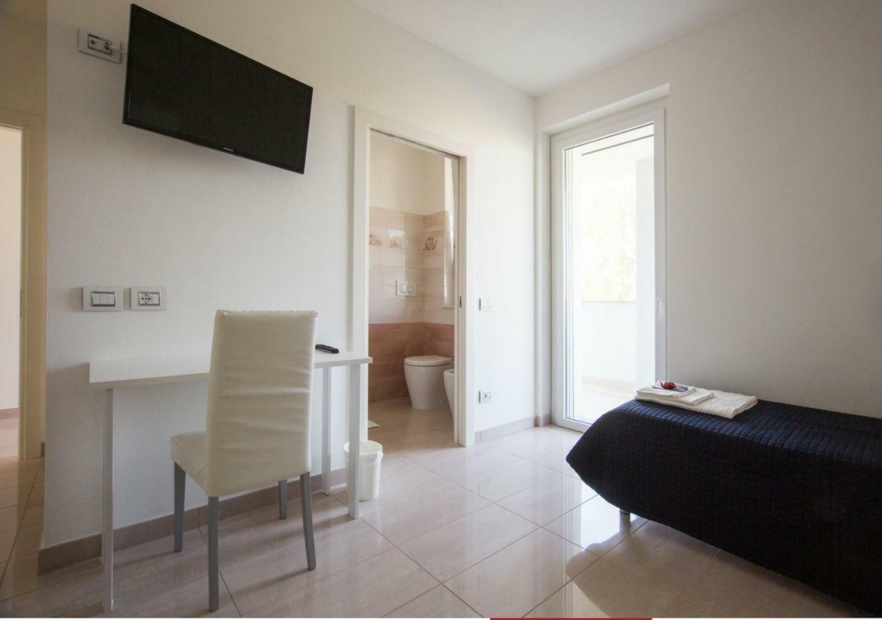 Affittacamere Piacenza Palace Екстер'єр фото
